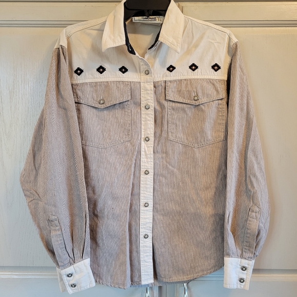 Wrangler Tops - Vintage Wrangler Western Wear for Women Button Down Long Sleeve Shirt